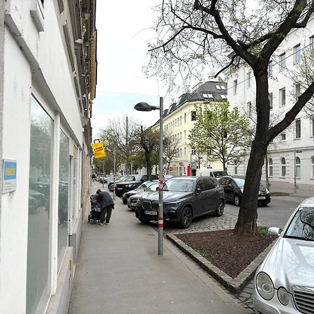 Traumhafte Wohnung Fuer 2, Walk In Dusche, Extra Kueche, Nespresso, Zentral Wien Eksteriør bilde