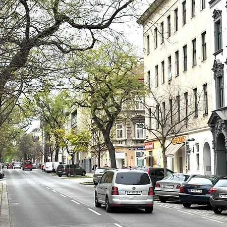 Traumhafte Wohnung Fuer 2, Walk In Dusche, Extra Kueche, Nespresso, Zentral Wien Eksteriør bilde