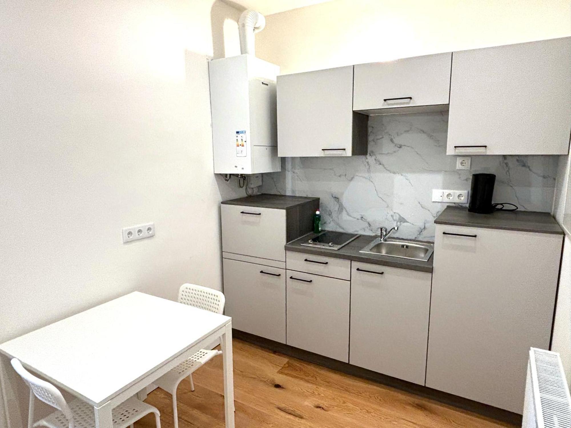 Traumhafte Wohnung Fuer 2, Walk In Dusche, Extra Kueche, Nespresso, Zentral Wien Eksteriør bilde